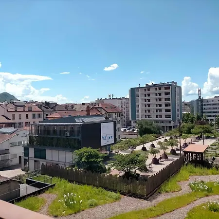 Apartamento T3 Centre & Lac, Balcon, Garage *