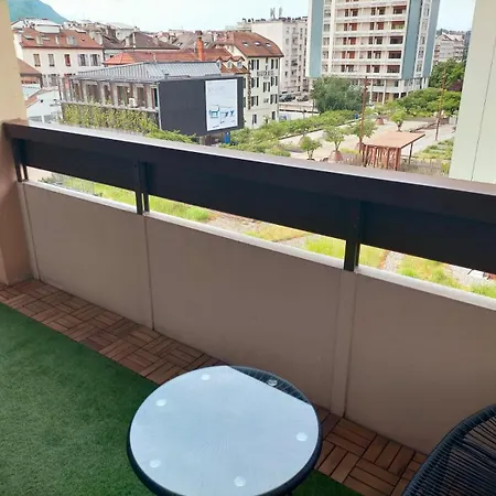 T3 Centre & Lac, Balcon, Garage Apartamento